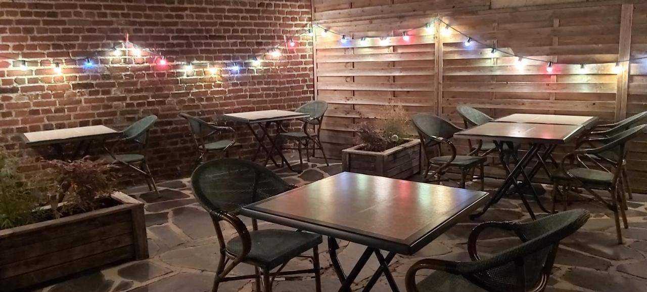 Auberge Des Remparts Peronne  Ngoại thất bức ảnh