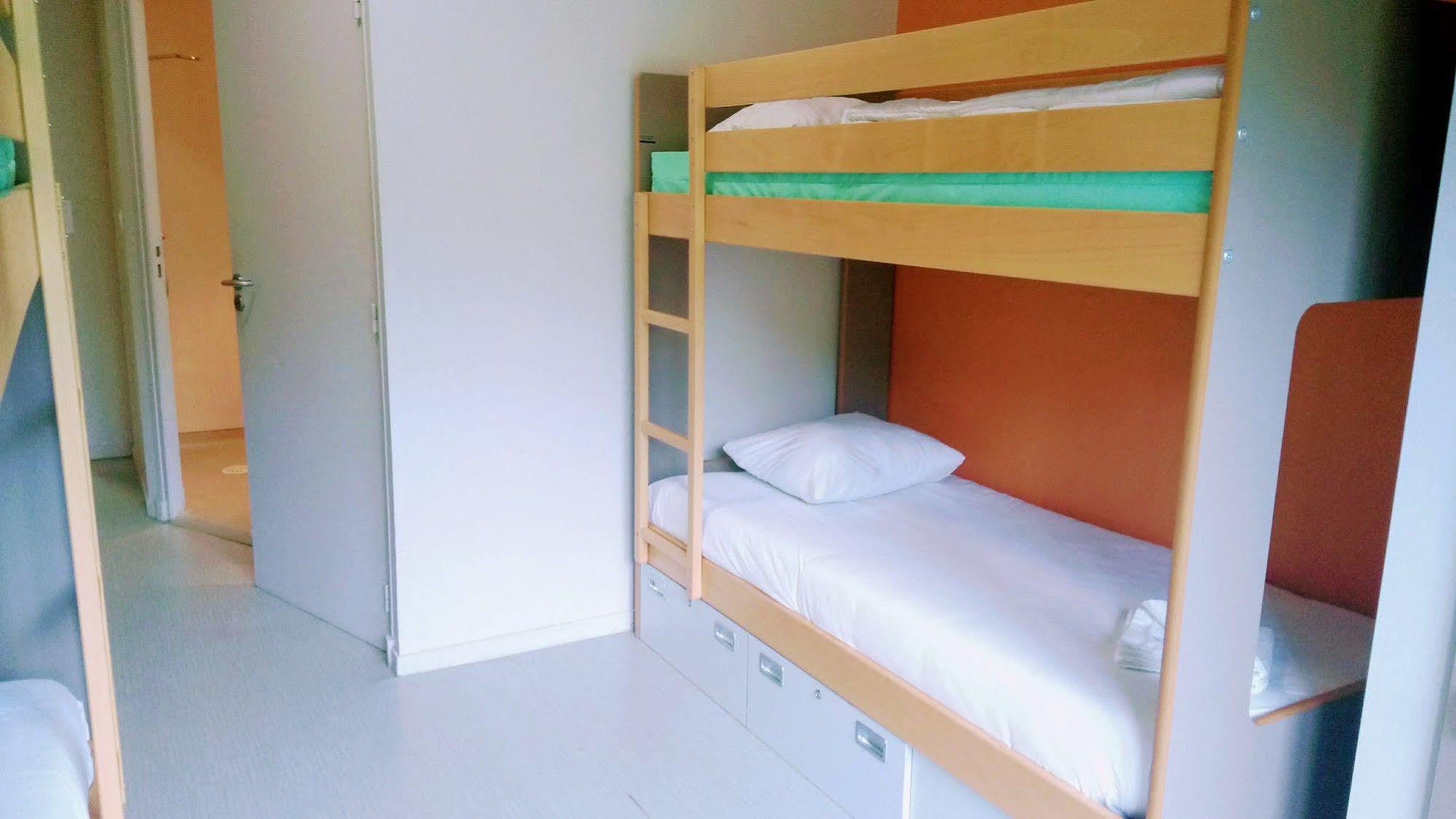 Auberge Des Remparts Peronne  Ngoại thất bức ảnh